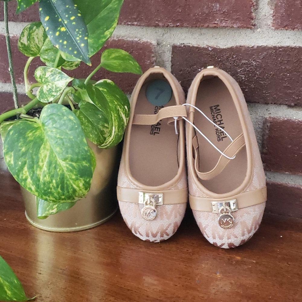 Michael Kors Flats